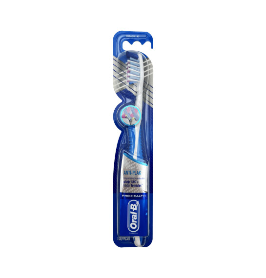 Oral-B Pro Expert antiplak med diş fırçası - 